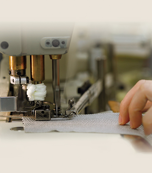 50年近く蓄積した縫製技術でBSファインは着心地そのものが違います。